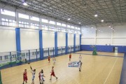 如何有效盯人防守，不再迷茫？（篮球场上5vs5防守技巧与策略）
