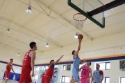 5v5篮球比赛中的防守策略（击败对手的关键是如何防守？）