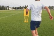 以普通过人技巧教学足球，助你成为足坛巨星（通过学习普通过人技巧，提升足球技能与战术意识）