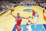 NBA速度之王（探索NBA赛场上那些飞一般的球员们，助你更深入了解速度的魅力）