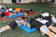 提升五人制篮球防守技巧的训练方法（掌握篮球防守技术，成为全能守卫）