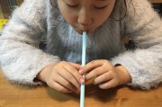 探索乒乓球摩擦技巧的小实验（用科学方法提升你的乒乓球技术水平）