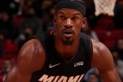 NBA十大伤病英雄排行榜——勇往直前，克服困难（超越伤病的奇迹，篮球场上的英雄事迹）