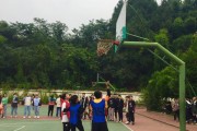 篮球三人关门防守规则的重要性与技巧（打造坚固的篮球防线，提高比赛胜率）