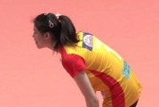 掌握排球钩高吊发球技术的关键要领（如何成功进行排球钩高吊发球，有效攻破对方防线）